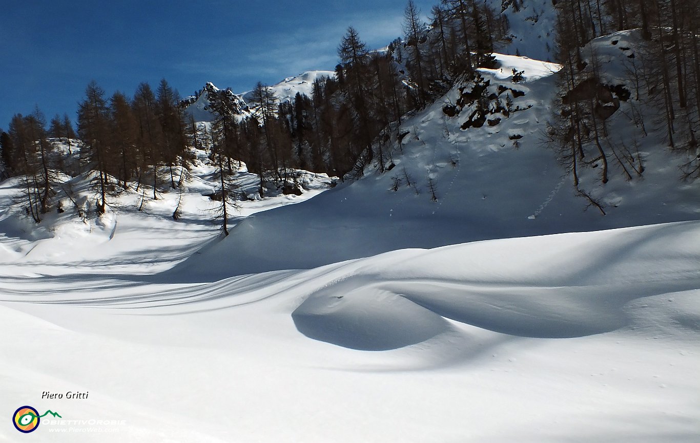 30 giochi del vento nella neve.JPG